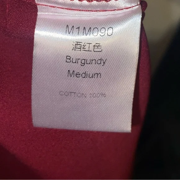 NWOT Bundle of 2 silky tops. Burgundy and grey size medium - Picture 5 of 9